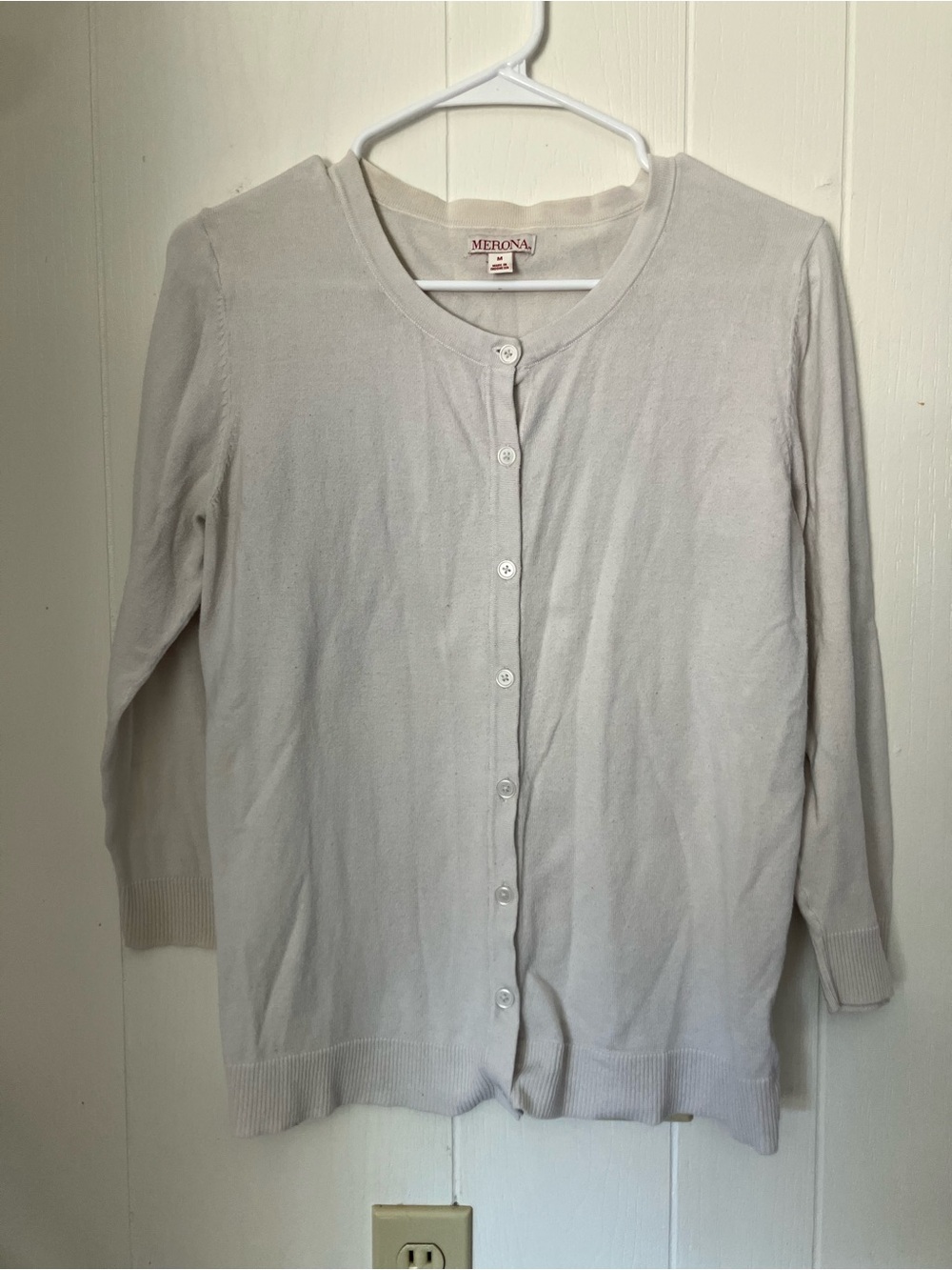 Merona White/Cream Crewneck Button Cardigan Medium